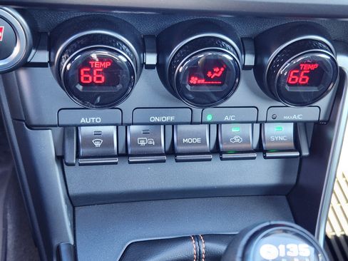 Certified 2023 Toyota GR86 10th Anniversary SE image 23