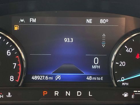 Used 2024 Ford Explorer XLT AWD/4WD image 24