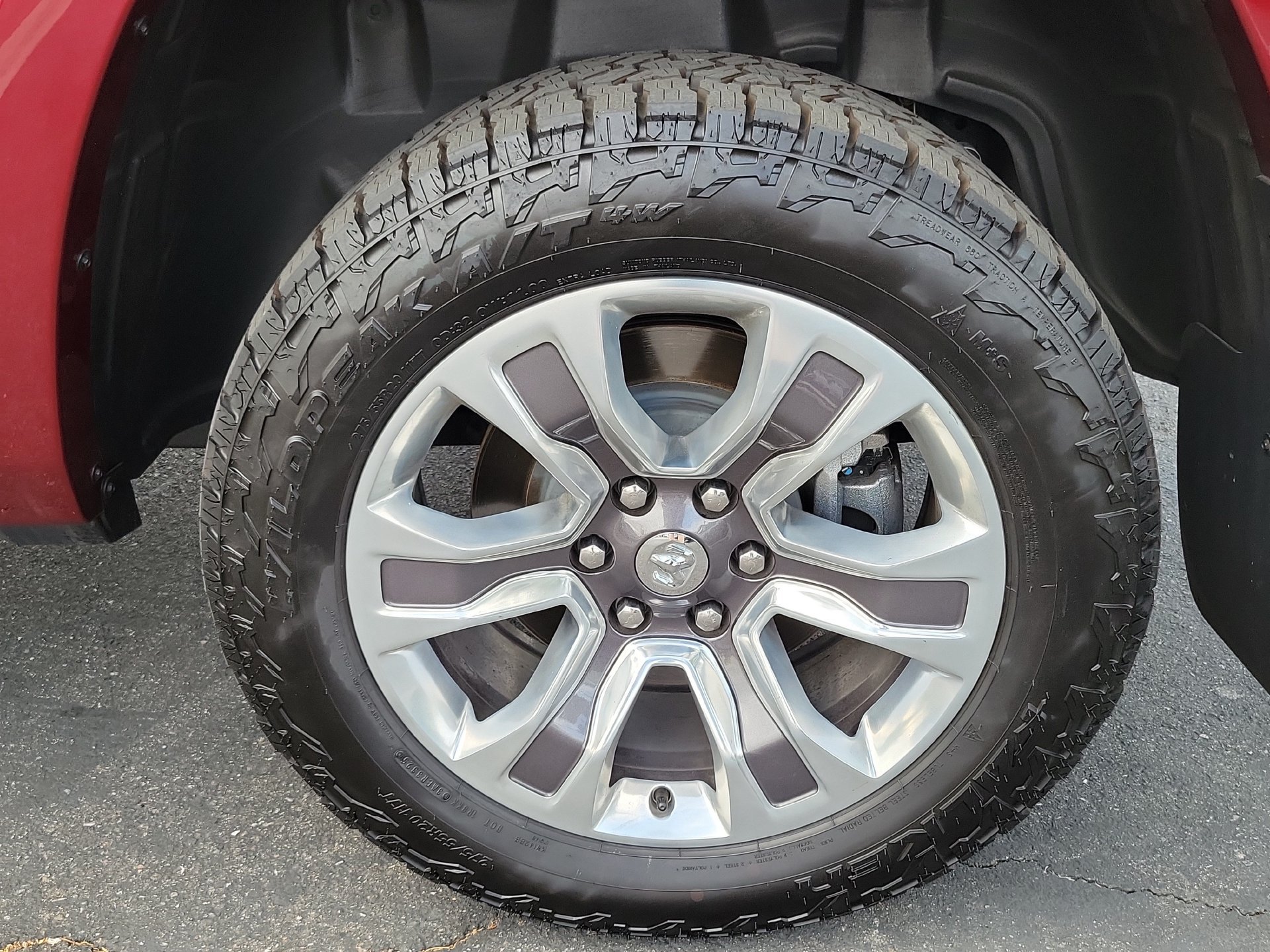 Used 2024 RAM 1500 Limited AWD/4WD image 3