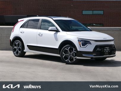 New 2025 Kia Niro EX Touring