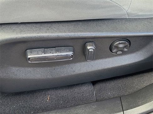 Used 2017 Honda CR-V EX image 22