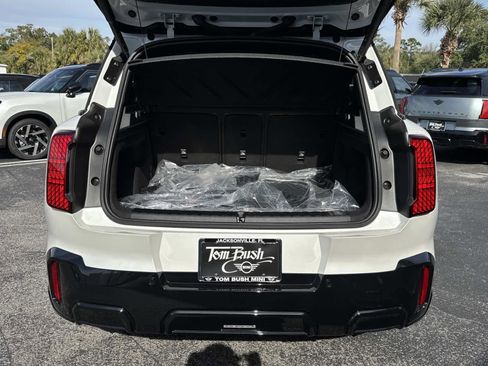 New 2026 MINI Cooper Countryman S w/ Comfort Package Max image 11