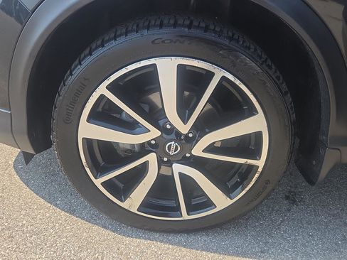 Used 2019 Nissan Rogue Sport SL w/ Premium Package AWD/4WD image 12