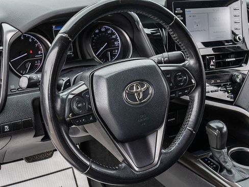 Used 2021 Toyota Camry SE FWD image 23