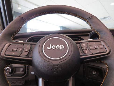 New 2025 Jeep Wrangler Unlimited Rubicon 392 image 23