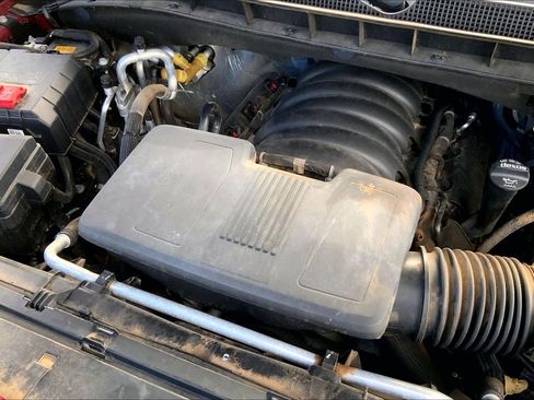 Used 2022 Chevrolet Tahoe LT w/ Luxury Package image 32