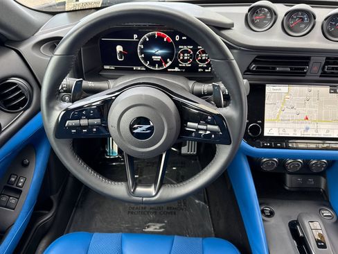 New 2024 Nissan Z Performance w/ Floor Mat Package image 14
