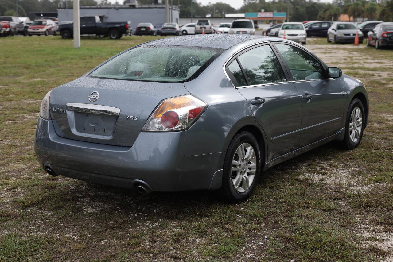 Used 2011 Nissan Altima 2.5 S w/ Convenience Pkg FWD image 11