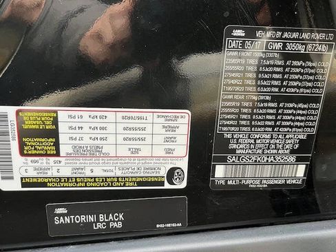 Used 2017 Land Rover Range Rover HSE image 20