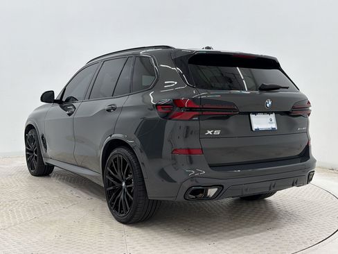 Used 2026 BMW X5 xDrive40i w/ M Sport Package AWD/4WD image 3