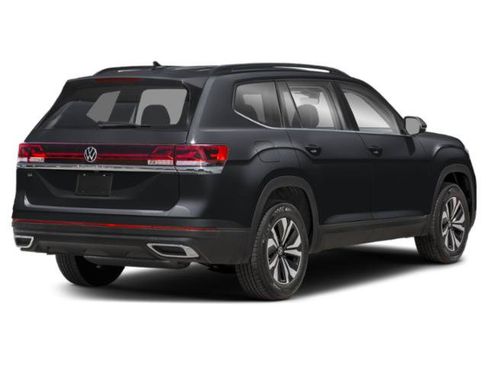 Used 2024 Volkswagen Atlas SE FWD image 2