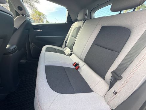 Used 2021 Chevrolet Bolt LT w/ Driver Confidence Package FWD image 14