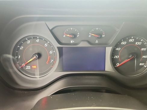 Used 2021 Chevrolet Camaro LT image 17