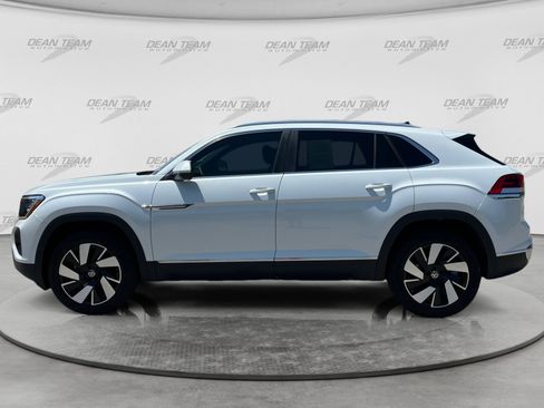Used 2025 Volkswagen Atlas Cross Sport SEL AWD/4WD image 4