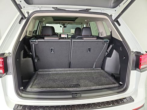 New 2026 Volkswagen Atlas Peak Edition AWD/4WD image 13