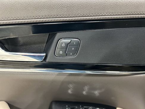 Certified 2022 Lincoln Nautilus Reserve image 15