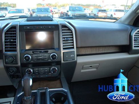 Used 2020 Ford F150 Limited w/ Trailer Tow Package AWD/4WD image 20
