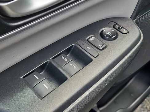 Certified 2017 Honda CR-V EX-L image 13