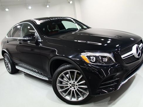 Used 2019 Mercedes-Benz GLC 300 4MATIC Coupe image 8