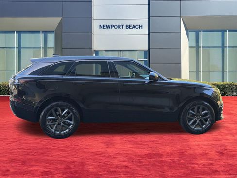 Certified 2026 Land Rover Range Rover Velar Dynamic SE AWD/4WD image 8