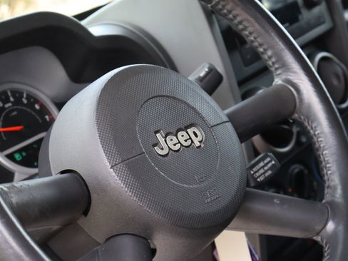 Used 2010 Jeep Wrangler Sport AWD/4WD image 18