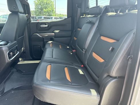 Used 2022 GMC Sierra 1500 AT4 w/ AT4 Preferred Package image 13