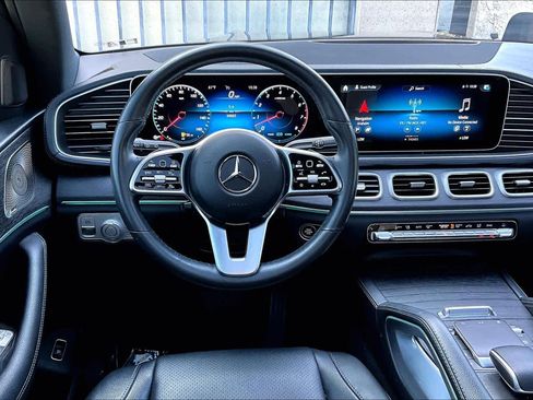 Used 2022 Mercedes-Benz GLS 450 4MATIC image 5