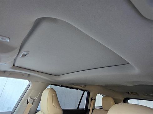 Certified 2025 Toyota Highlander Limited image 8