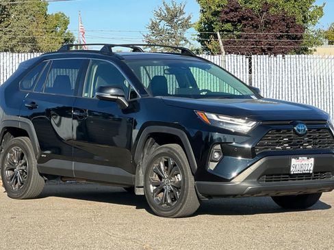 Used 2024 Toyota RAV4 XLE Premium w/ Weather Package AWD/4WD image 7