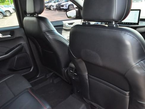 Used 2023 Ford Escape ST-Line w/ Tech Pack #1 AWD/4WD image 26