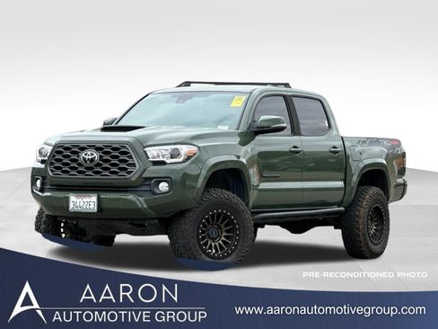 Used 2021 Toyota Tacoma TRD Sport w/ TRD Premium Sport Package AWD/4WD image 1