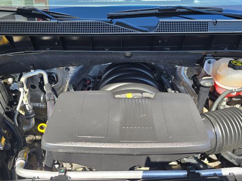 Used 2023 Chevrolet Silverado 1500 RST w/ Z71 Off-Road Package image 35