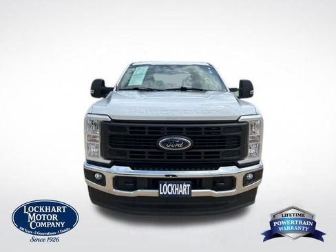 Used 2024 Ford F250 XL w/ FX4 Off-Road Package AWD/4WD image 2