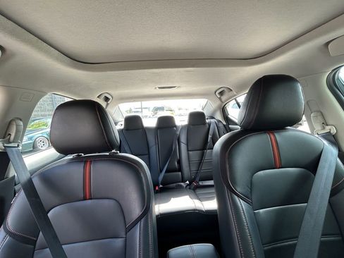 Used 2025 Nissan Sentra SR w/ SR Premium Package FWD image 28