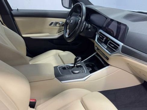 Used 2019 BMW 330i Sedan w/ Premium Package RWD image 12