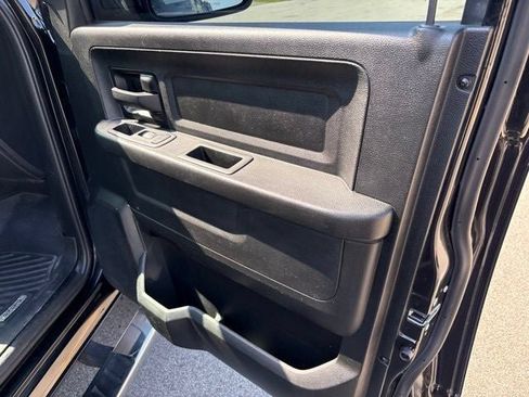 Used 2019 RAM 1500 Express AWD/4WD image 7