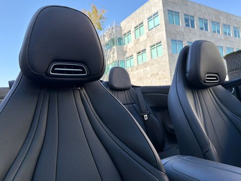 Used 2026 Mercedes-Benz CLE 300 4MATIC Cabriolet image 15