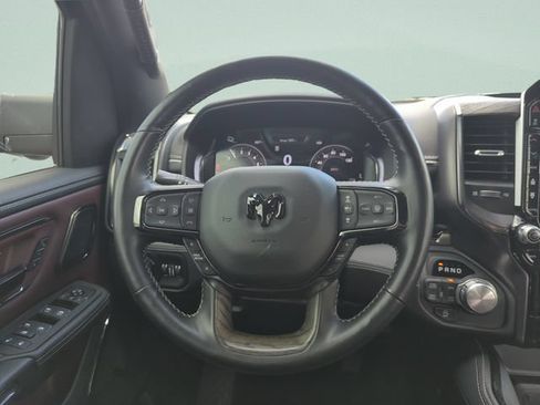 Used 2025 RAM 1500 Limited AWD/4WD image 21