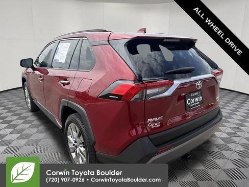 Used 2019 Toyota RAV4 Limited w/ Cold Weather Package AWD/4WD image 5