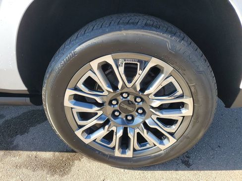 Certified 2024 GMC Yukon XL Denali Ultimate image 37