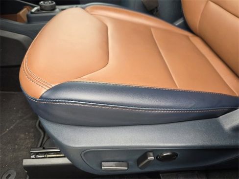 Used 2024 Ford Maverick Lariat image 18