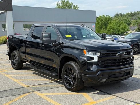 Used 2024 Chevrolet Silverado 1500 RST w/ Max Trailering Package AWD/4WD image 8