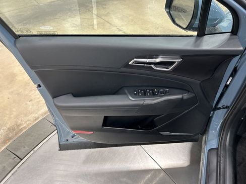 New 2026 Kia Sportage EX image 12