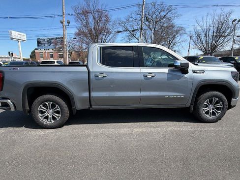 New 2026 GMC Sierra 1500 SLE AWD/4WD image 8