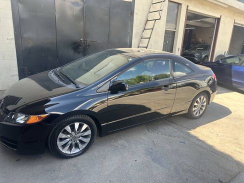 Used 2010 Honda Civic EX image 1