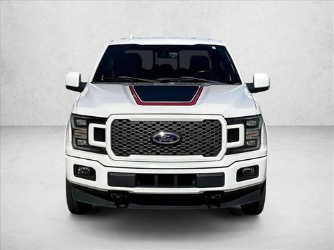 Used 2018 Ford F150 Lariat w/ Equipment Group 502A Luxury AWD/4WD image 3