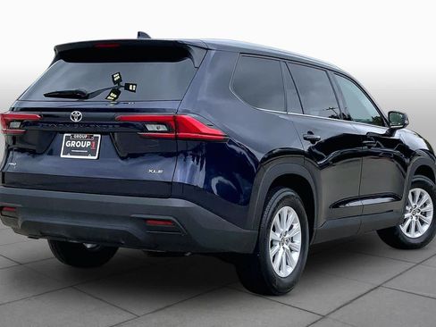 Used 2024 Toyota Grand Highlander AWD image 13