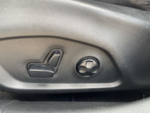 Used 2021 Jeep Compass Limited image 36