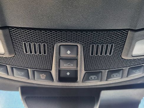 Used 2019 Ford F150 Platinum w/ Equipment Group 701A Luxury AWD/4WD image 38
