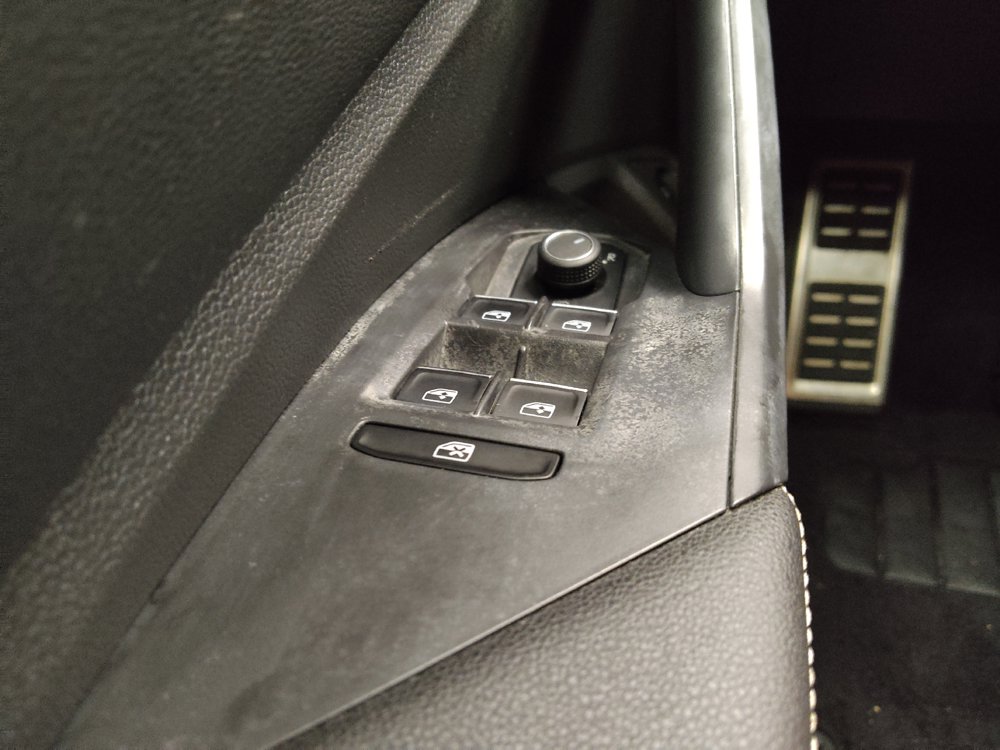 Used 2024 Volkswagen Jetta Sport FWD image 27